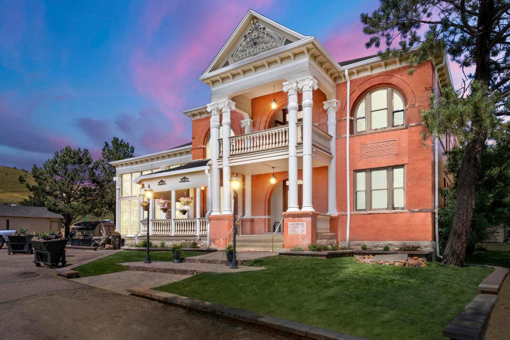Hotel Cripple Creek Hospitality House & Travel Park Extérieur photo
