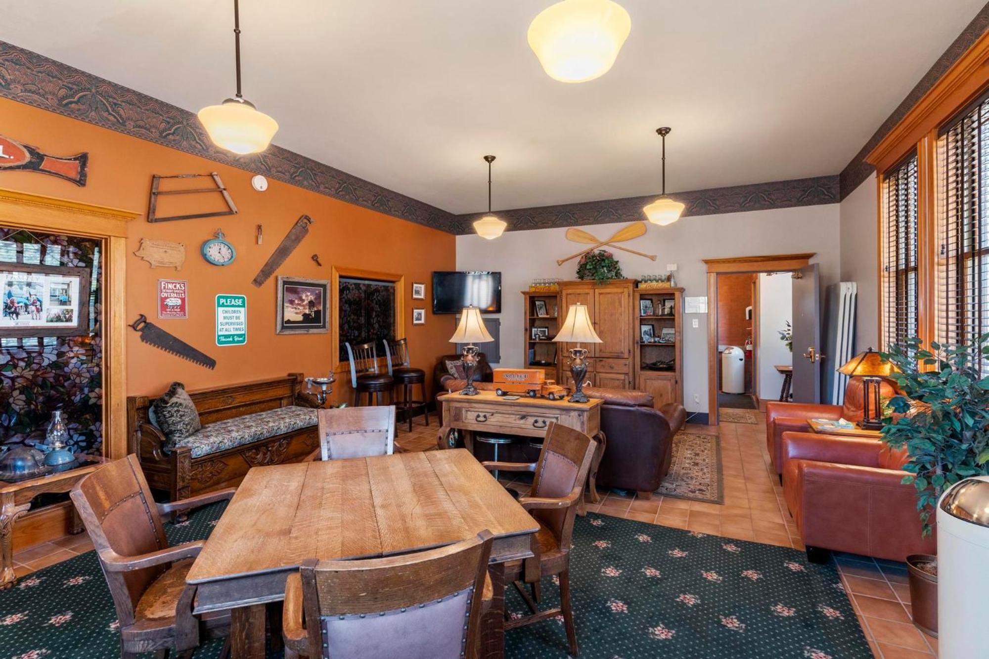 Hotel Cripple Creek Hospitality House & Travel Park Extérieur photo