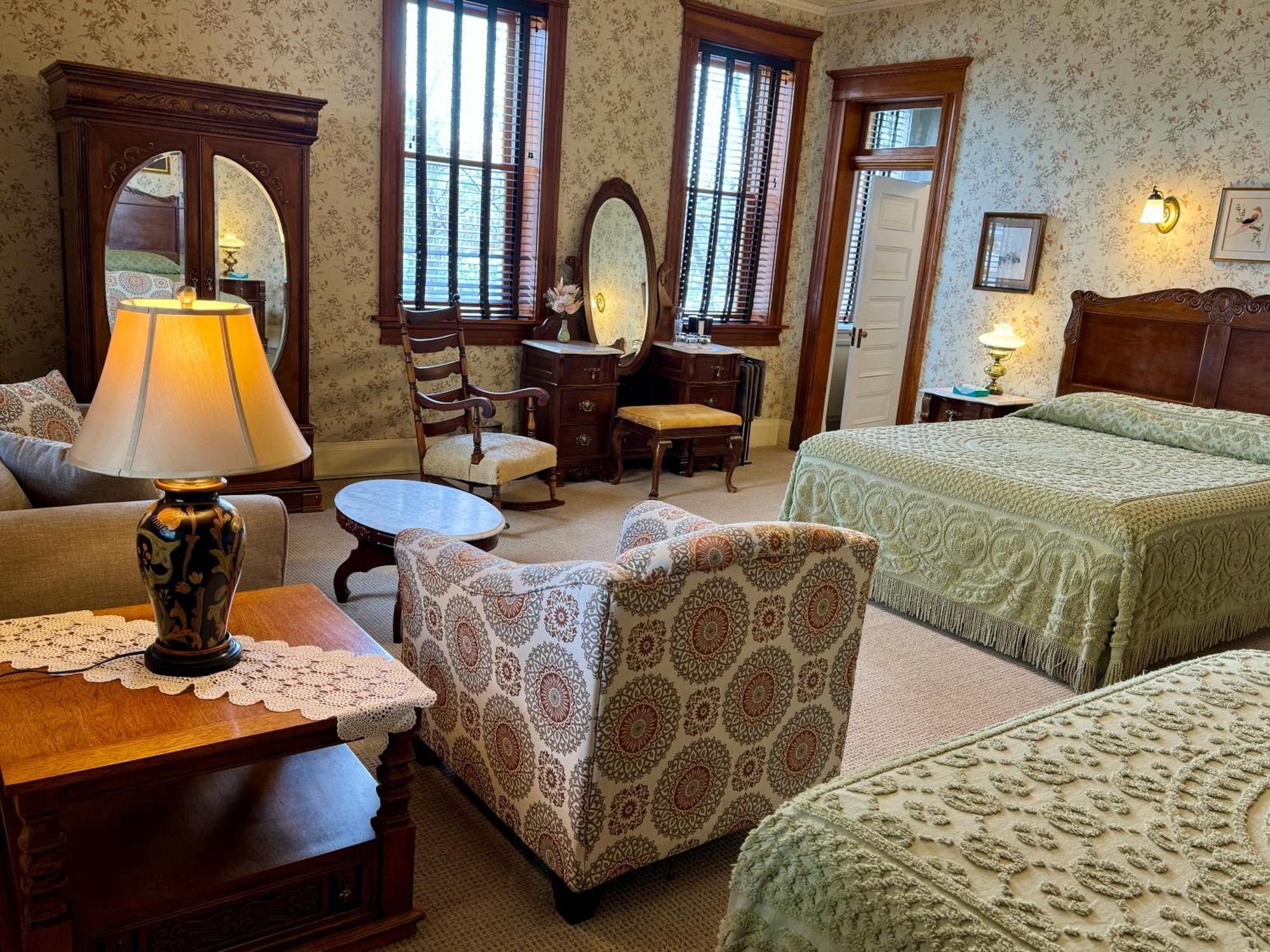 Hotel Cripple Creek Hospitality House & Travel Park Extérieur photo